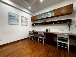 Seletaris (D27), Condominium #564139001